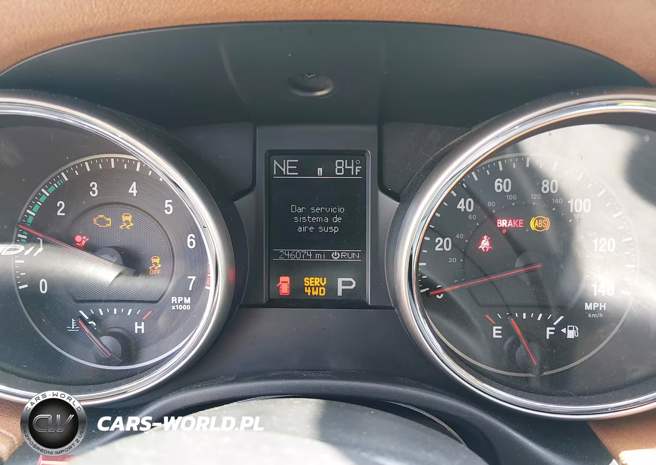 2011 Jeep Grand Cherokee Overland VIN:1J4RR6GT4BC626047 - 7