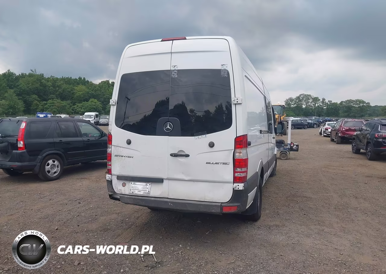 2014 Mercedes-Benz Sprinter 2500 High Roof VIN:WD3PE8DC4E5910550 - 18