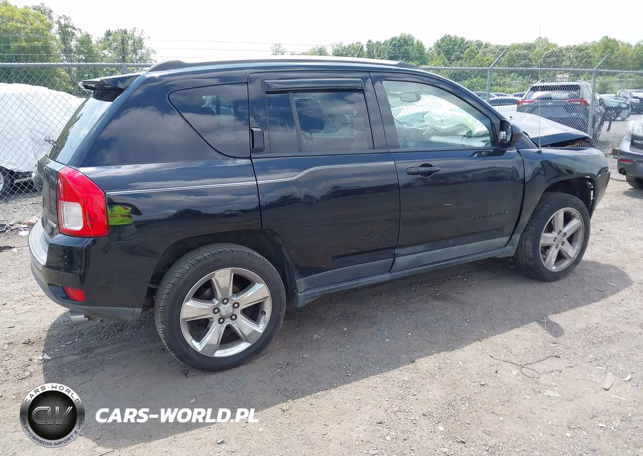 2012 Jeep Compass Limited VIN:1C4NJDCBXCD692255 - 4