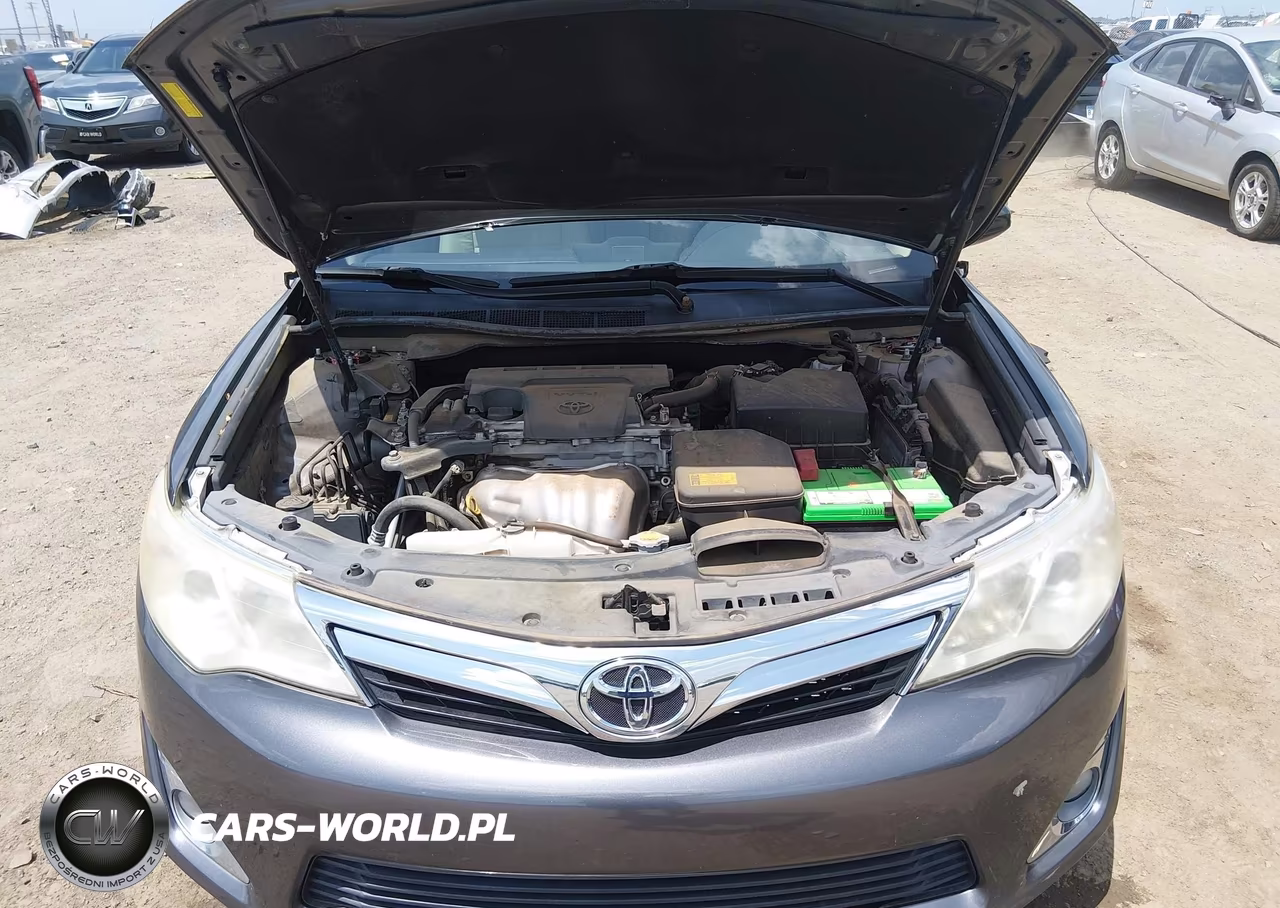 2012 Toyota Camry Xle VIN:4T1BF1FK8CU075186 - 10