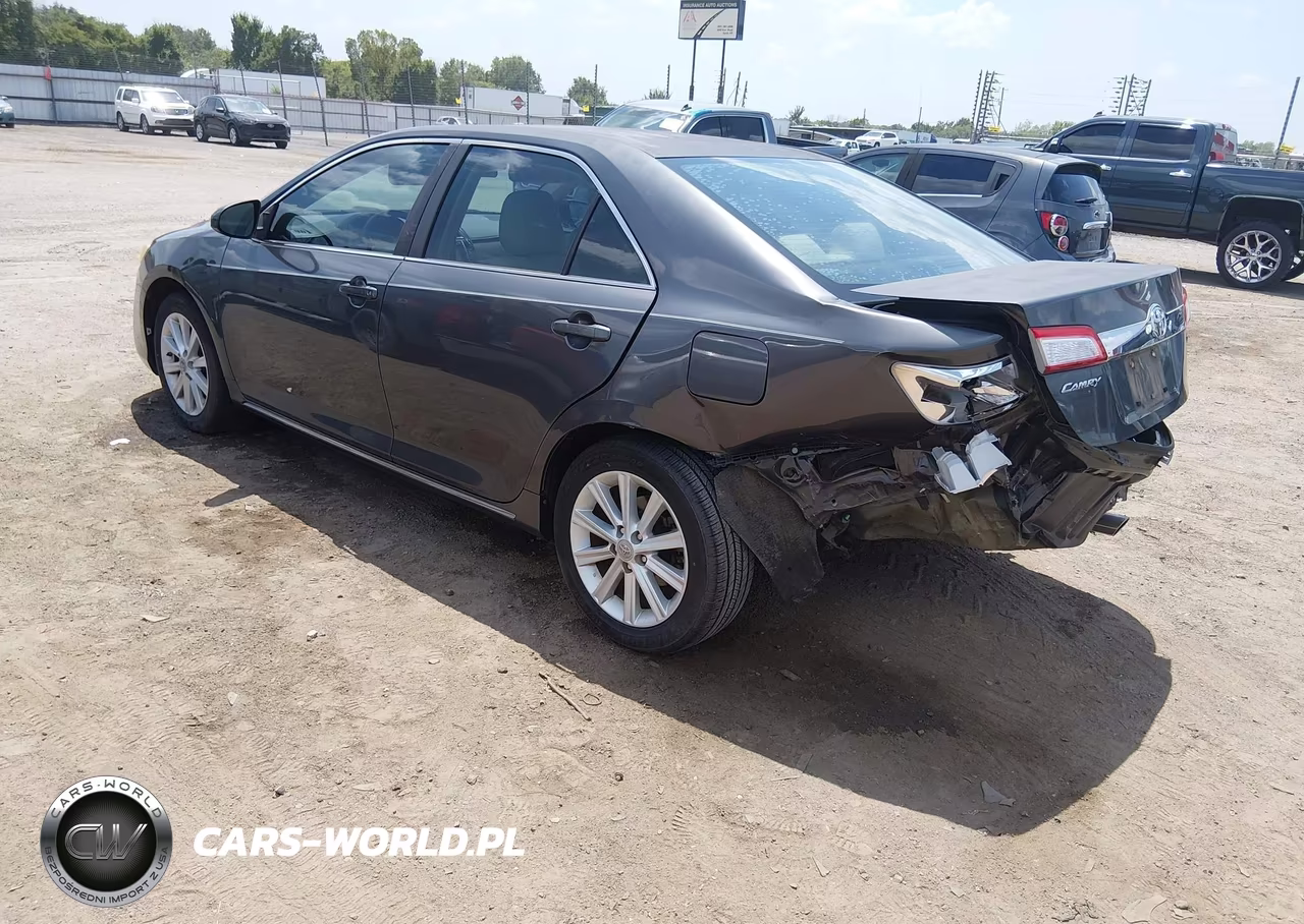 2012 Toyota Camry Xle VIN:4T1BF1FK8CU075186 - 3