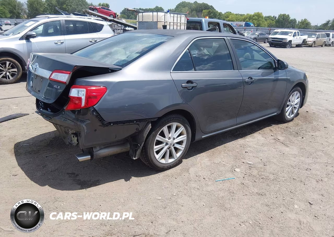 2012 Toyota Camry Xle VIN:4T1BF1FK8CU075186 - 4