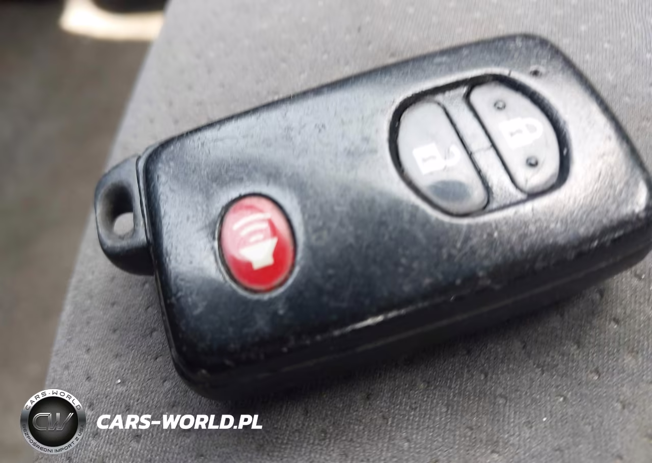2012 Toyota Prius Two VIN:JTDKN3DU0C1528063 - 11