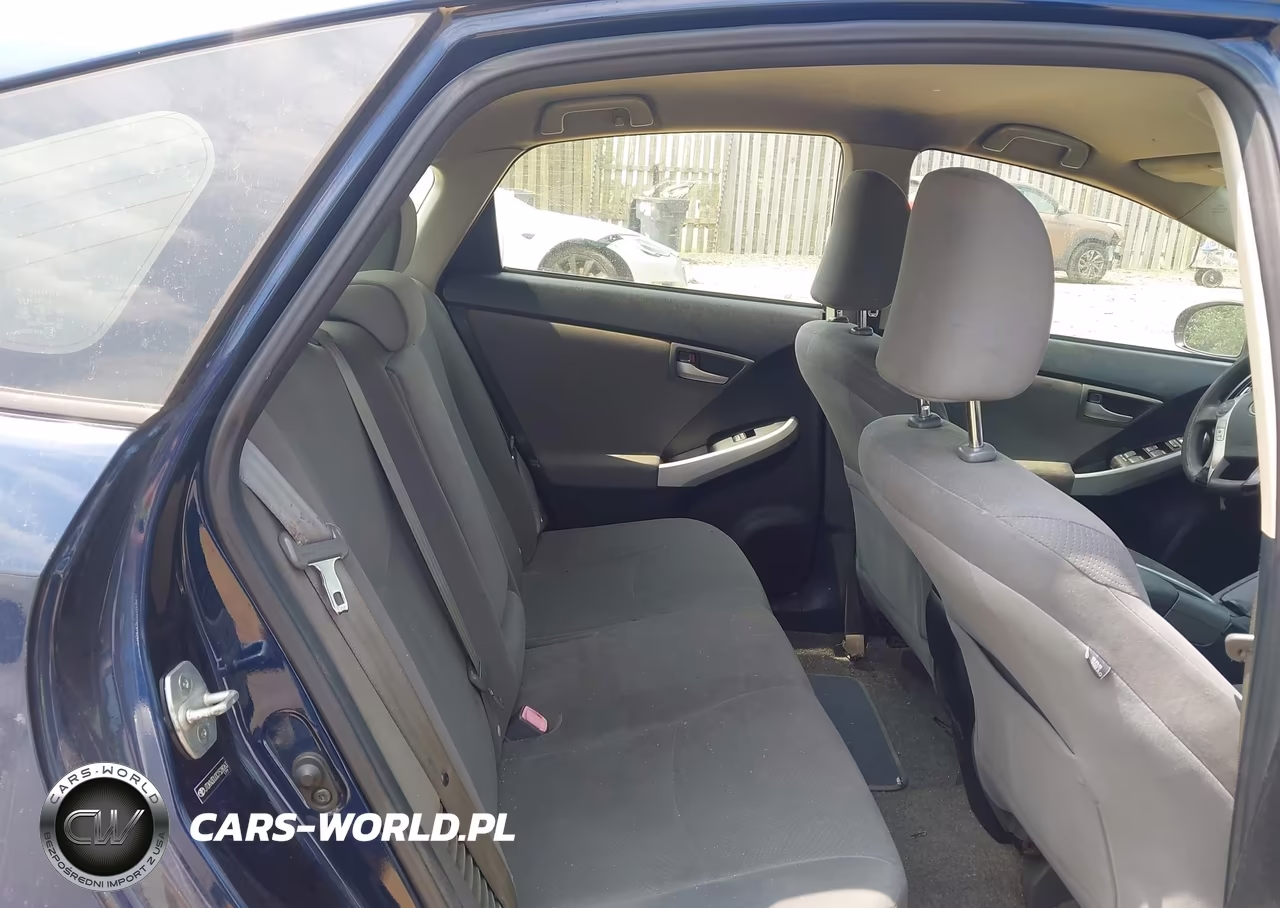 2012 Toyota Prius Two VIN:JTDKN3DU0C1528063 - 8