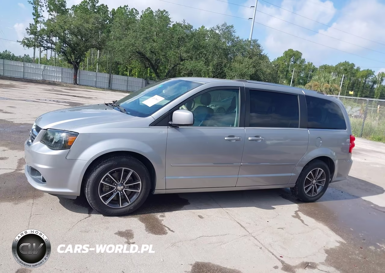 2017 Dodge Grand Caravan Sxt VIN:2C4RDGCG2HR758582 - 14