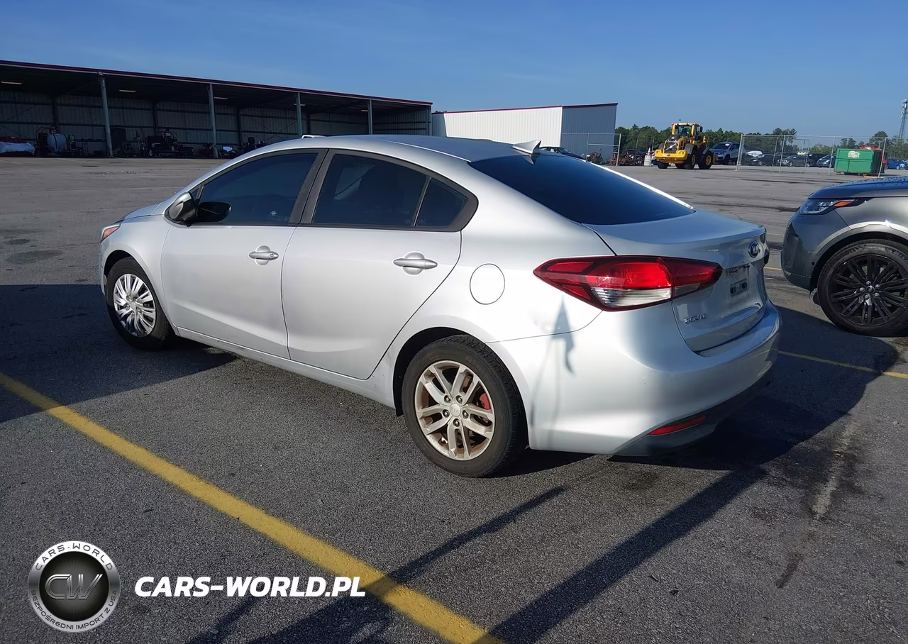2018 Kia Forte Lx VIN:3KPFL4A74JE178393 - 3