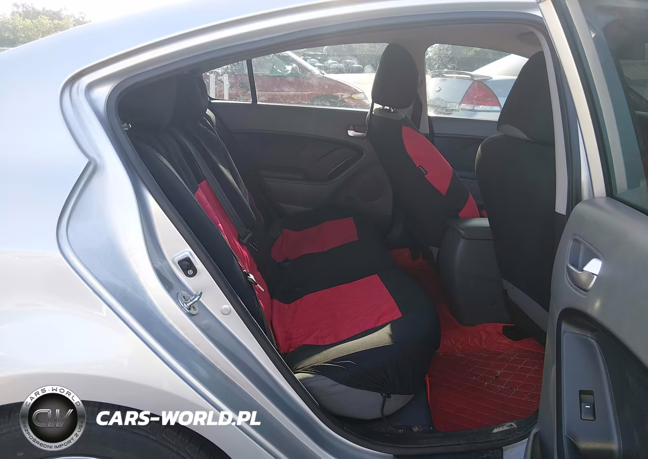 2018 Kia Forte Lx VIN:3KPFL4A74JE178393 - 8