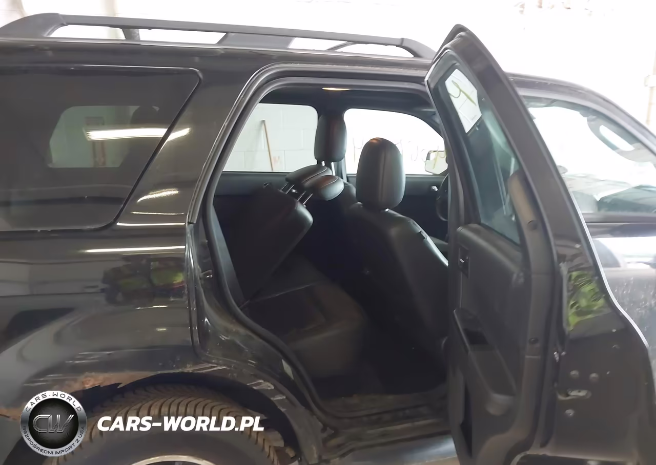 2011 Ford Escape Xlt VIN:1FMCU9D77BKB38697 - 8