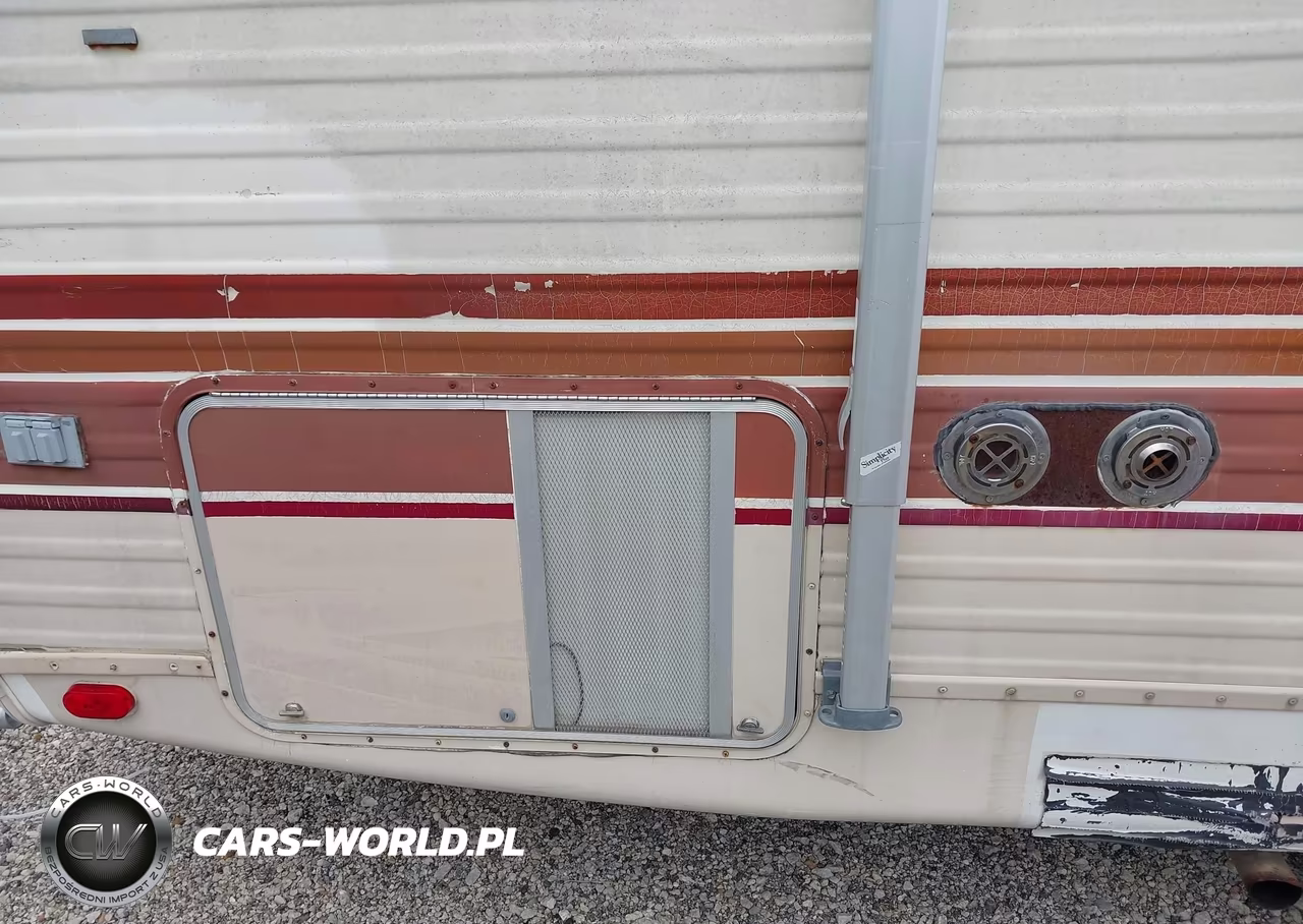 1983 Ford Econoline E350 Cutaway Van VIN:1FDKE30L9DHB65876 - 13