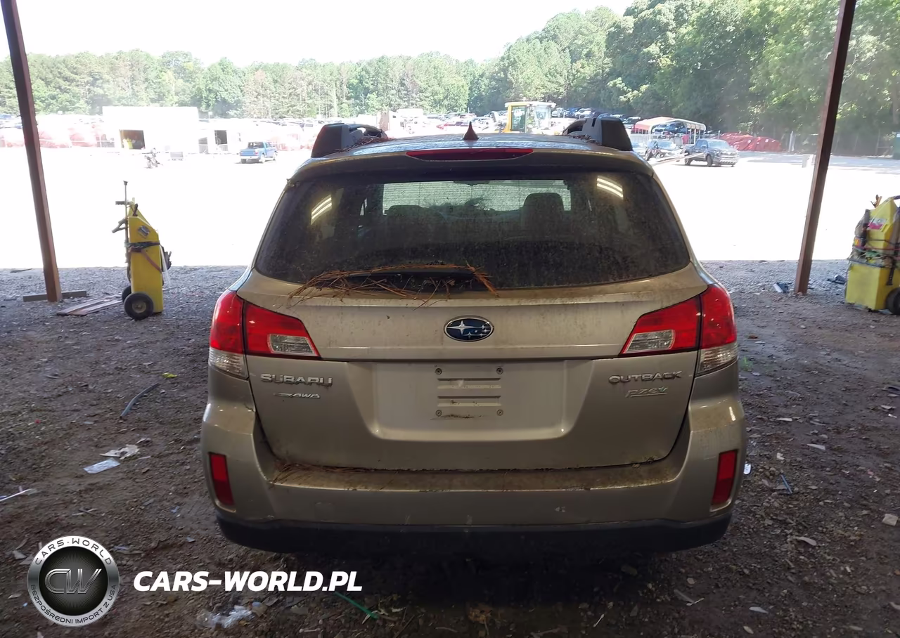 2014 Subaru Outback 2.5I Premium VIN:4S4BRBCCXE3262223 - 16