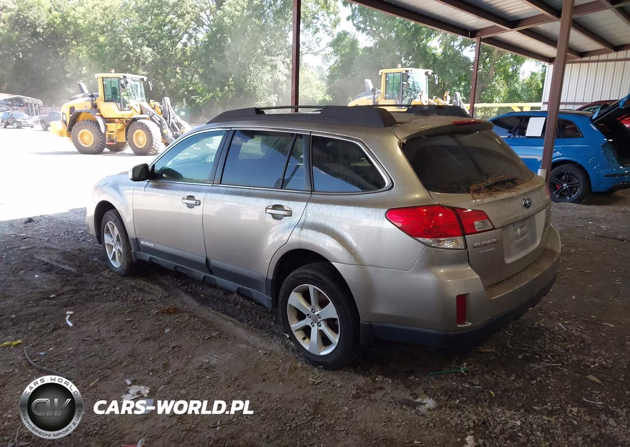 2014 Subaru Outback 2.5I Premium VIN:4S4BRBCCXE3262223 - 3