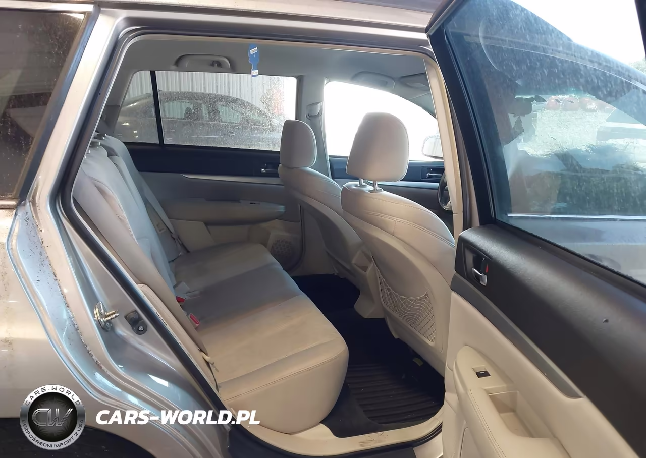 2014 Subaru Outback 2.5I Premium VIN:4S4BRBCCXE3262223 - 8