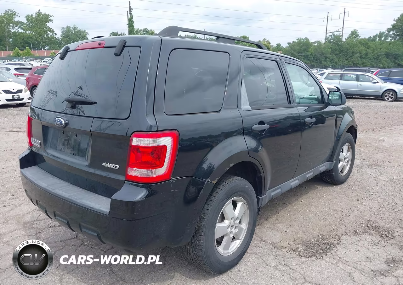 2009 Ford Escape Xlt VIN:1FMCU93G69KA12049 - 4