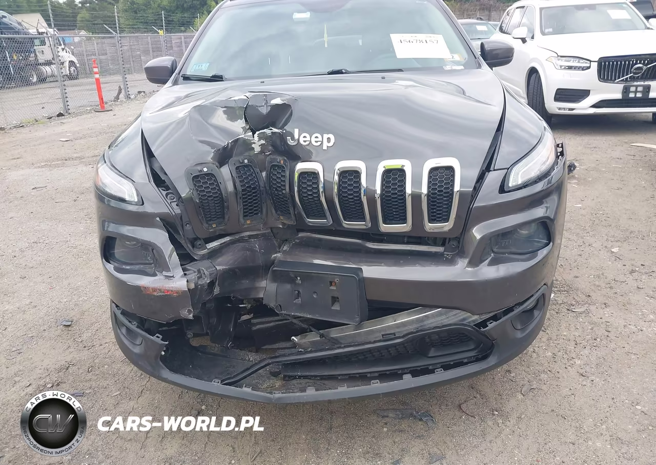 2016 Jeep Cherokee Latitude VIN:1C4PJMCB6GW368142 - 6