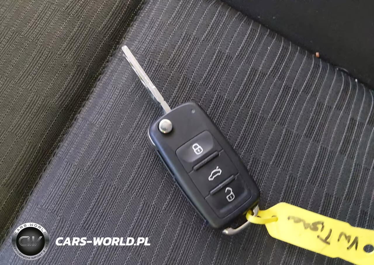 2014 Volkswagen Tiguan S VIN:WVGAV3AX0EW617711 - 11