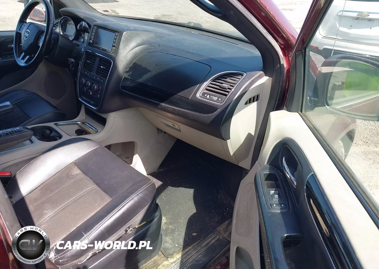 2020 Dodge Grand Caravan Sxt VIN:2C4RDGCG5LR177845 - 5