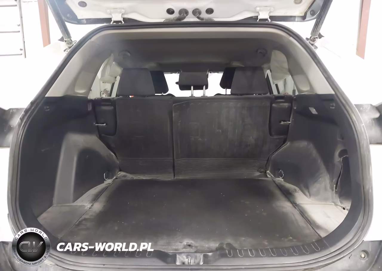 2019 Toyota Rav4 Xle VIN:JTMP1RFV4KD031024 - 18