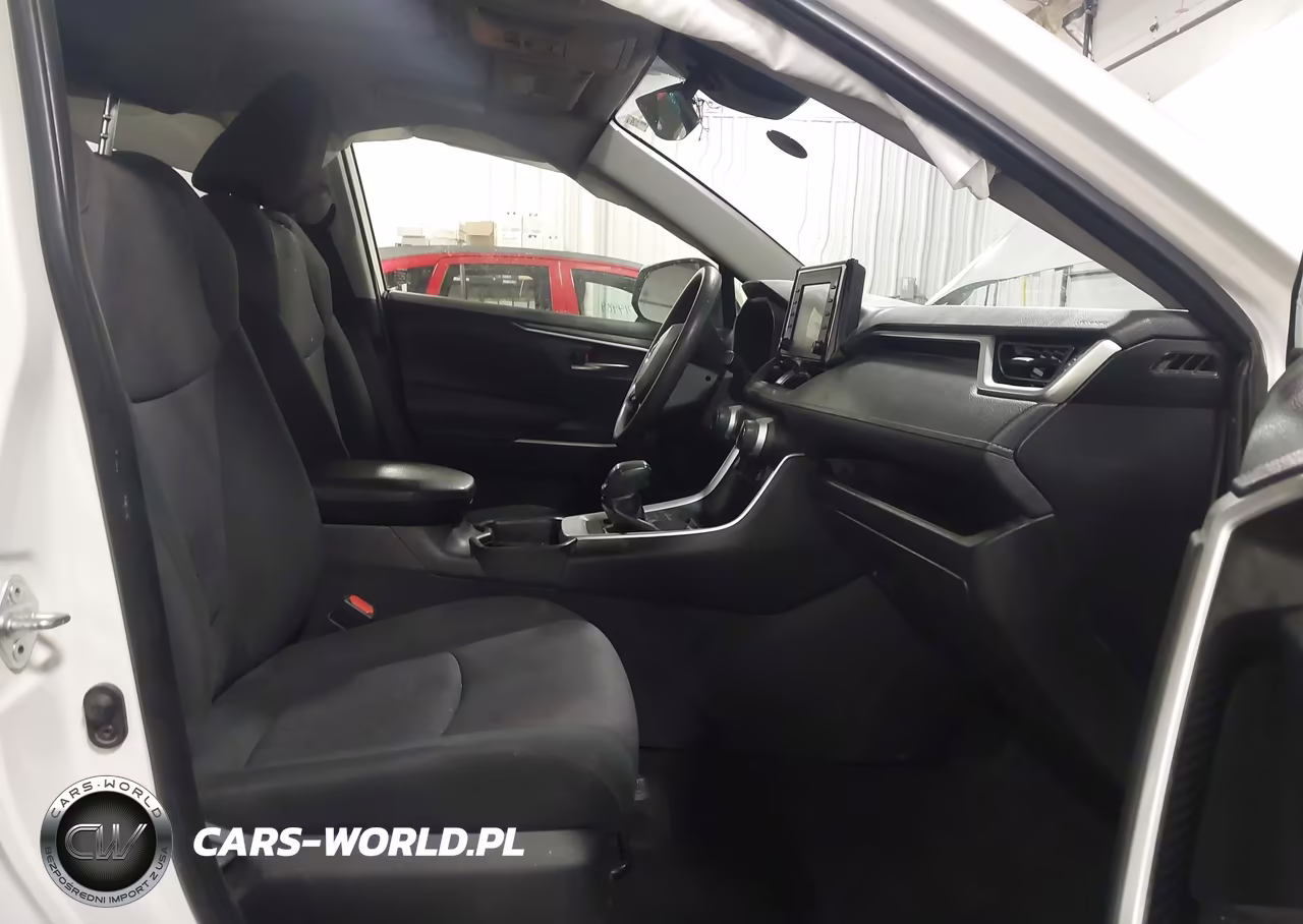 2019 Toyota Rav4 Xle VIN:JTMP1RFV4KD031024 - 5