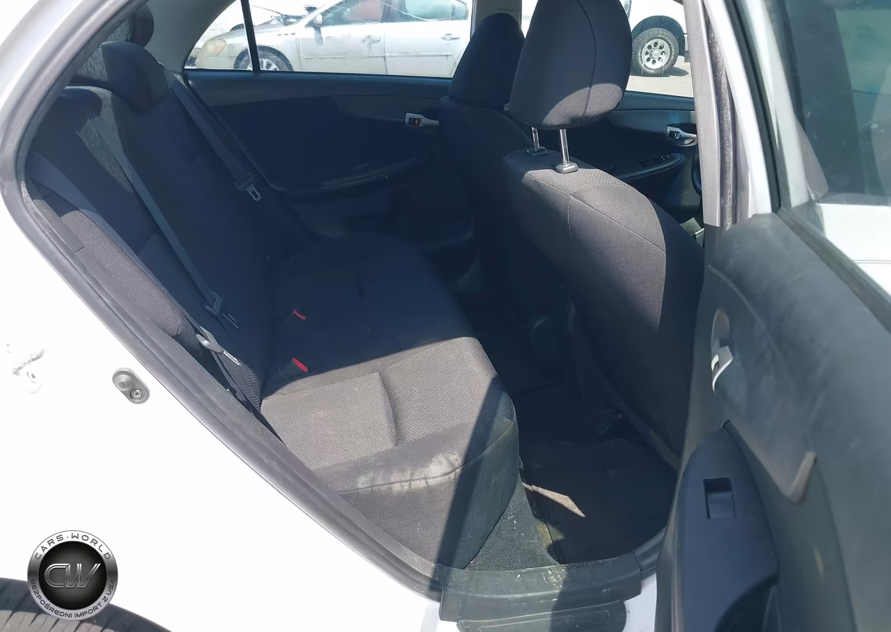 2009 Toyota Corolla S VIN:1NXBU40E29Z078023 - 8