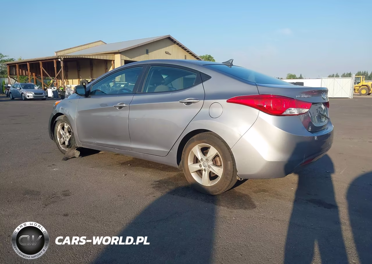 2013 Hyundai Elantra Gls VIN:KMHDH4AE5DU708931 - 3