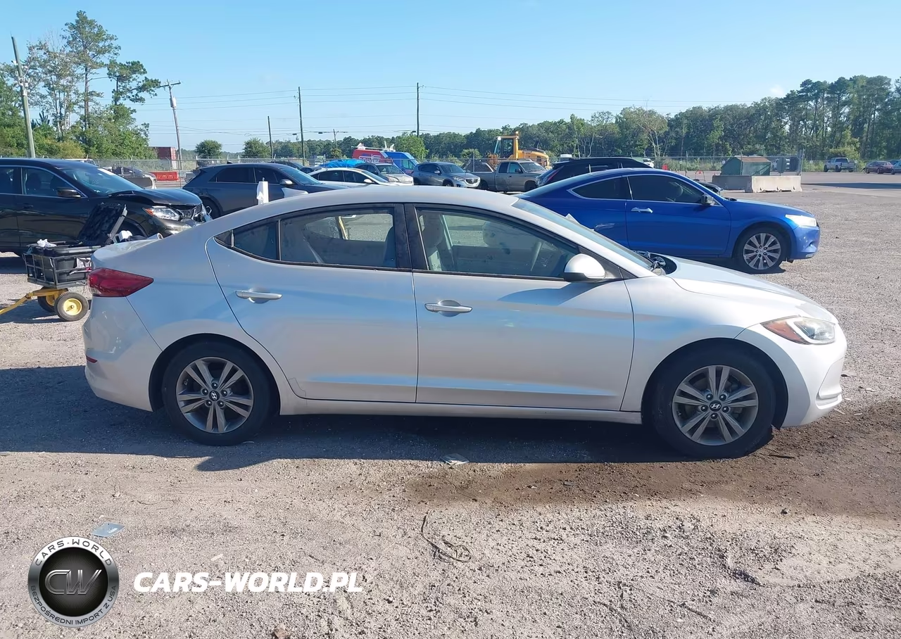 2017 Hyundai Elantra Se VIN:5NPD84LF7HH137534 - 13