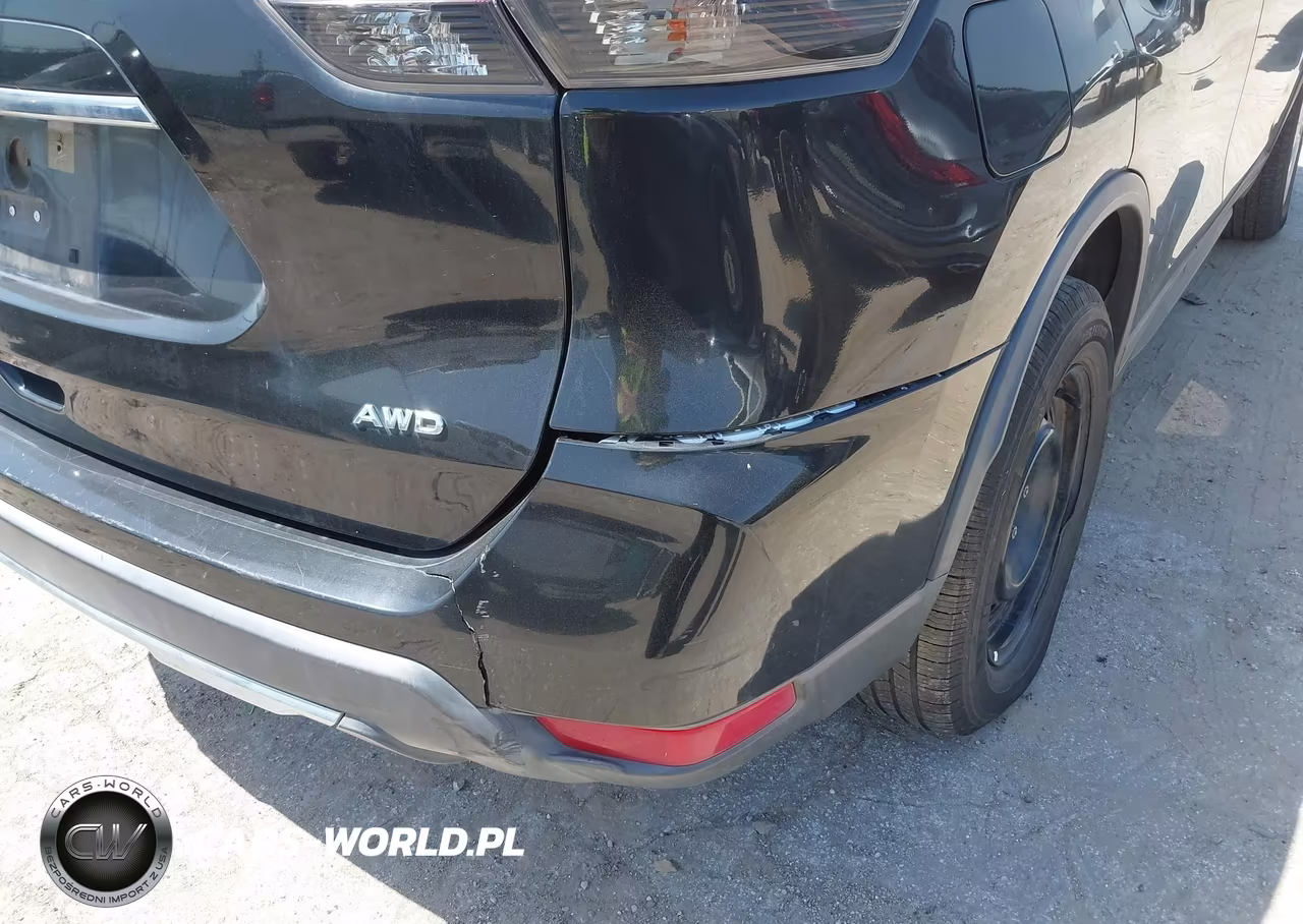 2018 Nissan Rogue S VIN:KNMAT2MV8JP549824 - 19