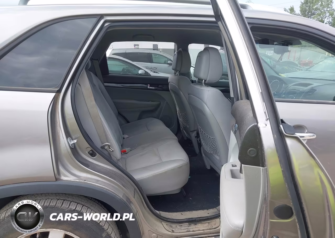 2011 Kia Sorento Lx VIN:5XYKT3A17BG040775 - 8