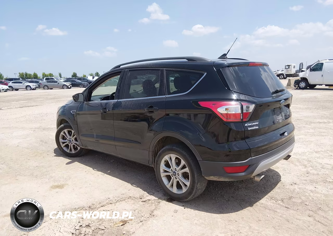 2018 Ford Escape Se VIN:1FMCU0GD9JUC69923 - 3