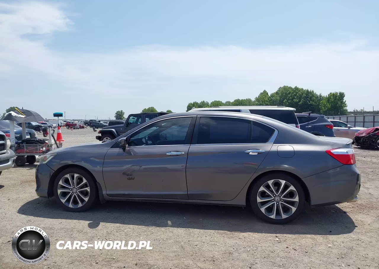 2014 Honda Accord Sport VIN:1HGCR2F5XEA183119 - 14