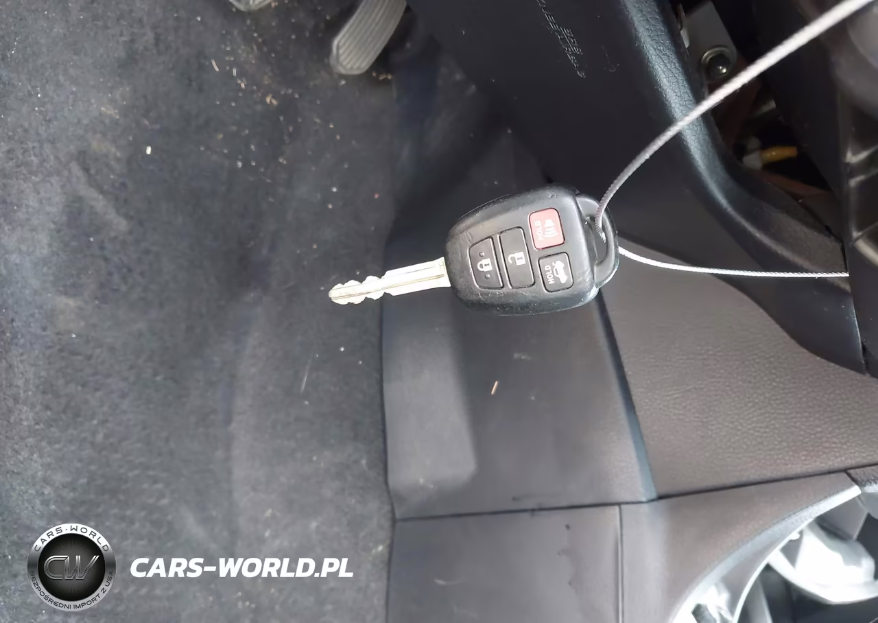 2015 Toyota Corolla S Plus VIN:2T1BURHE7FC231414 - 11