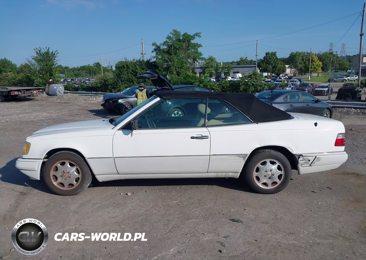1995 Mercedes-Benz E 320 VIN:WDBEA66EXSC268305 - 14