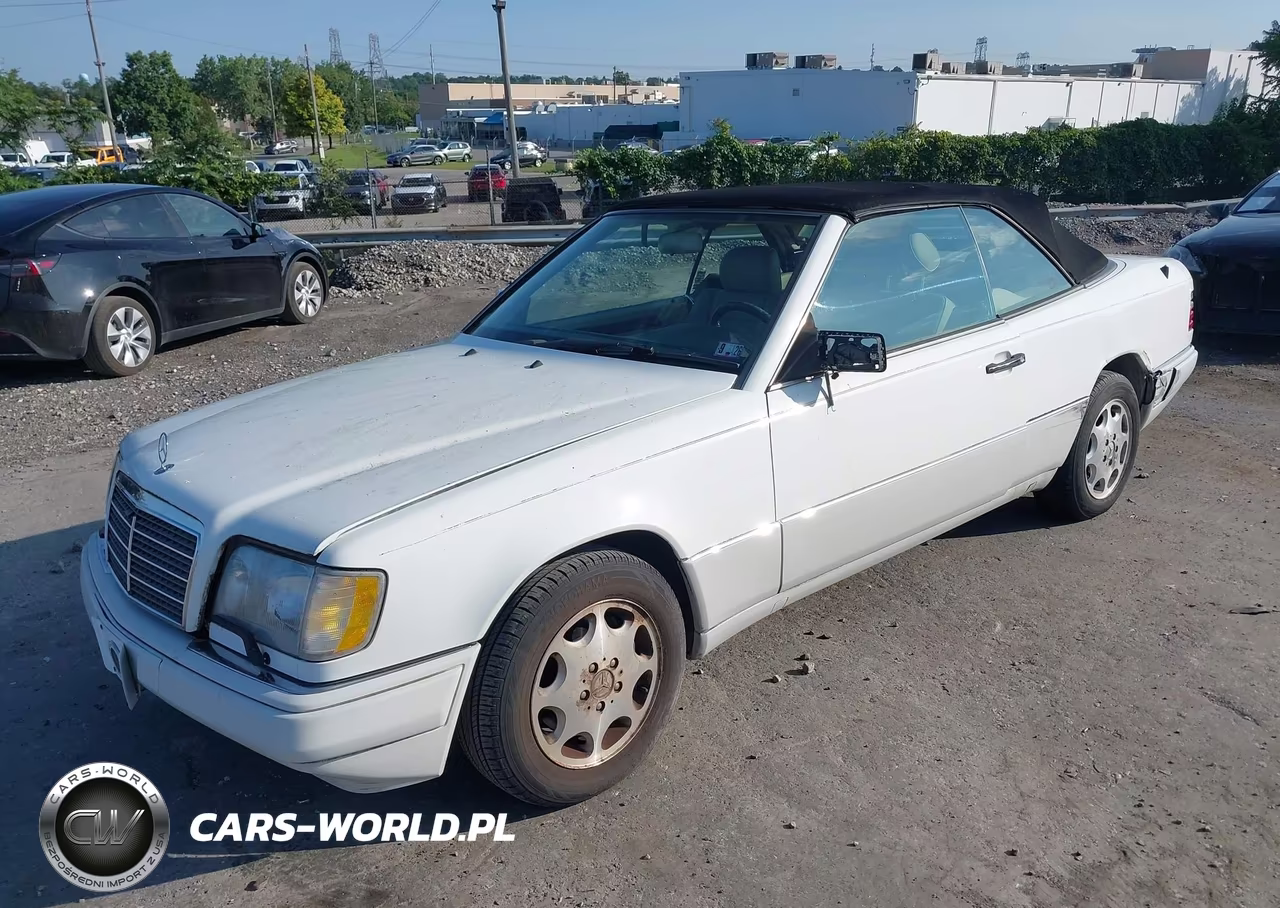 1995 Mercedes-Benz E 320 VIN:WDBEA66EXSC268305 - 2