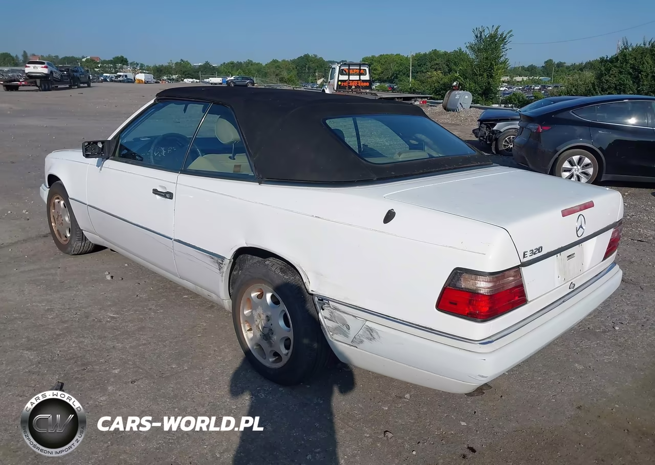 1995 Mercedes-Benz E 320 VIN:WDBEA66EXSC268305 - 3