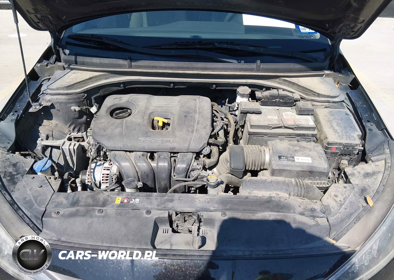 2019 Hyundai Elantra Sel VIN:5NPD84LF2KH473888 - 10