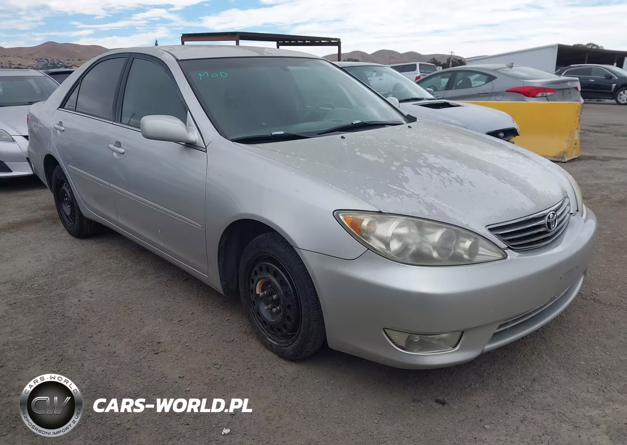 2005 Toyota Camry Le