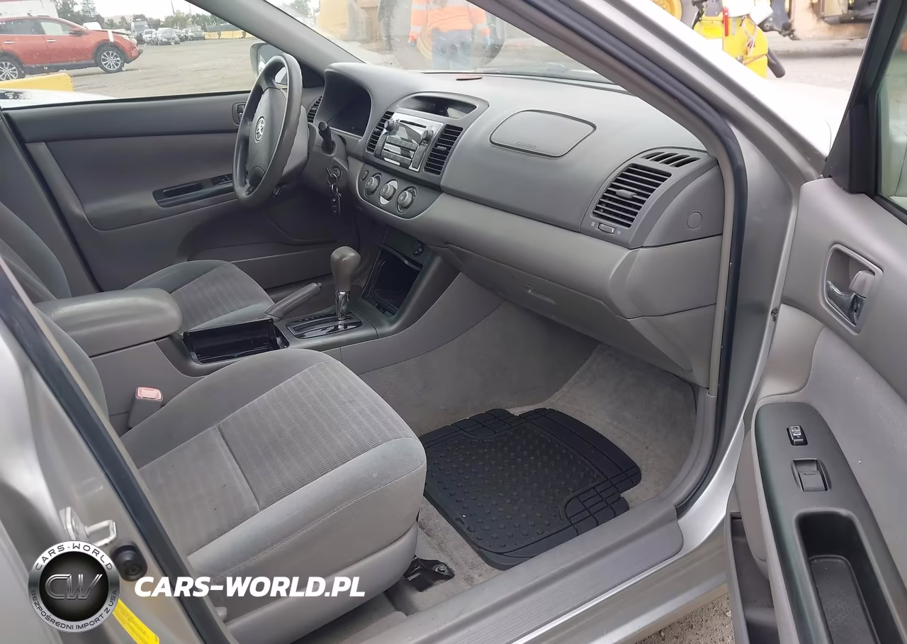 2005 Toyota Camry Le VIN:4T1BE30K55U533485 - 5