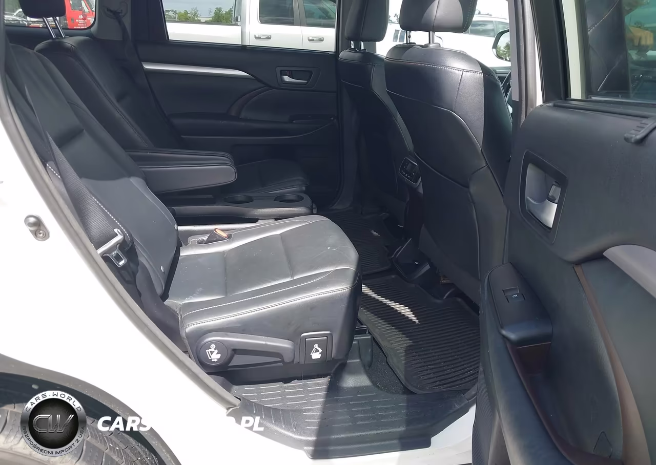 2015 Toyota Highlander Xle V6 VIN:5TDJKRFH4FS181870 - 8