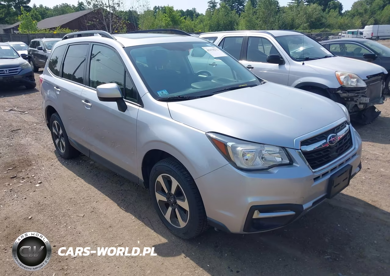 2018 Subaru Forester 2.5I Premium VIN:JF2SJAEC4JG552450 - 1