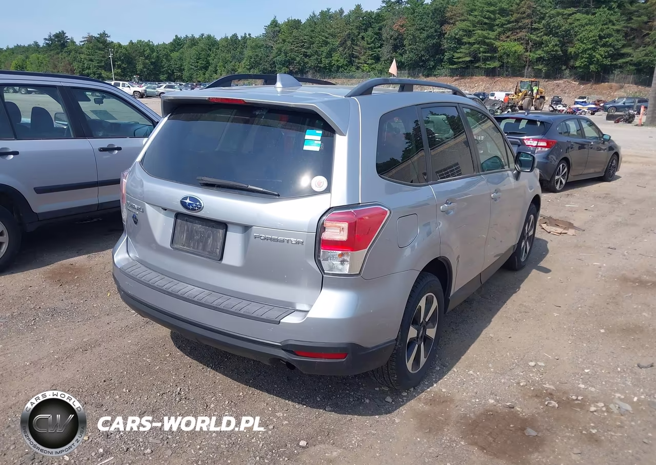 2018 Subaru Forester 2.5I Premium VIN:JF2SJAEC4JG552450 - 4
