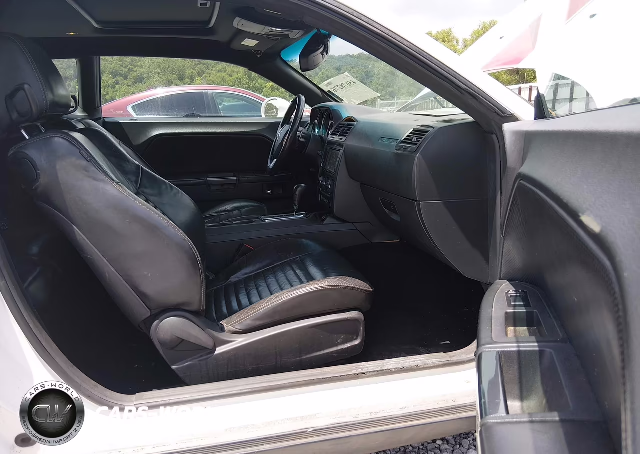 2014 Dodge Challenger Rallye Redline VIN:2C3CDYAG2EH158701 - 5