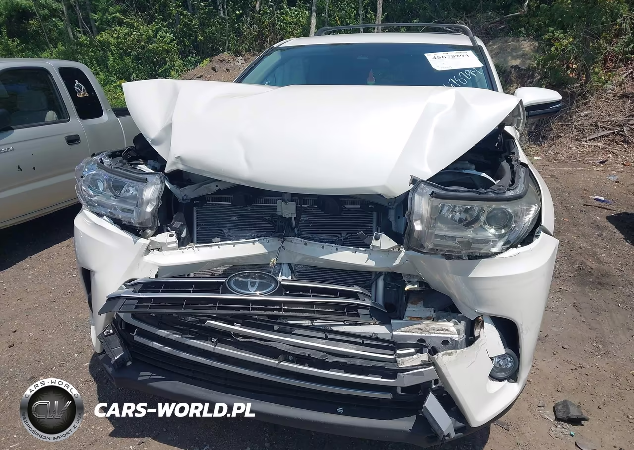 2017 Toyota Highlander Le Plus VIN:5TDBZRFHXHS420325 - 6