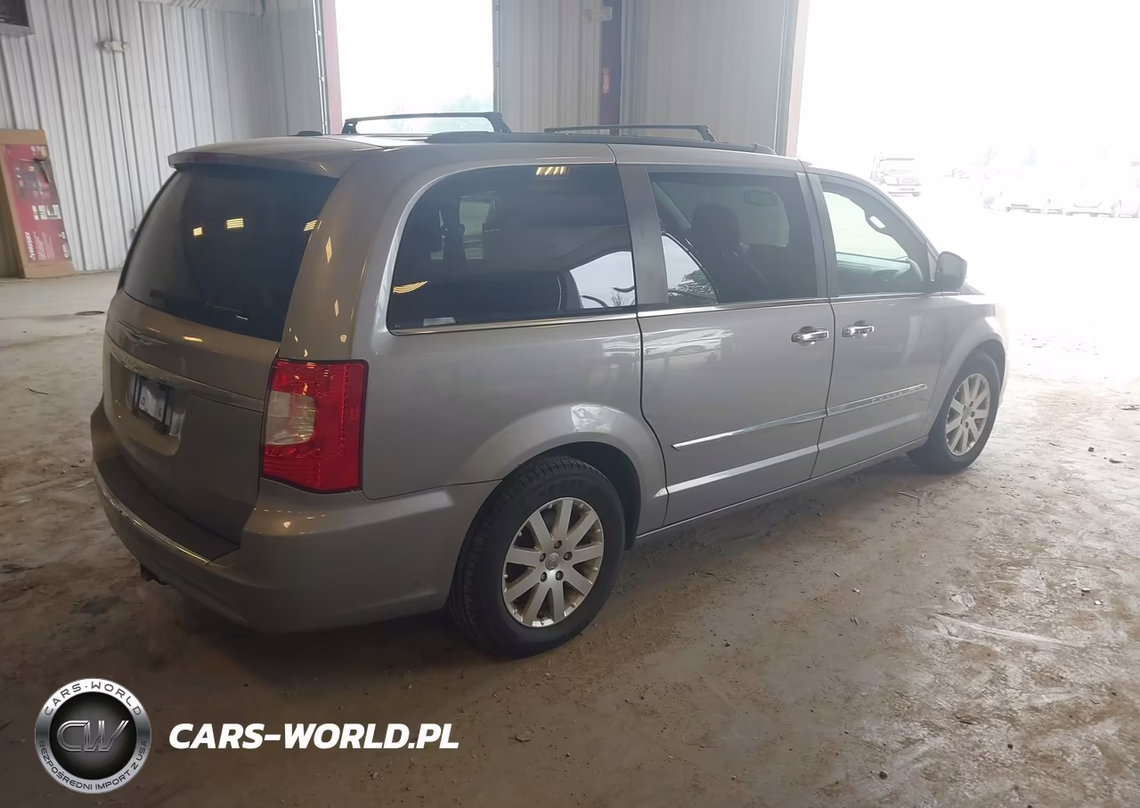 2015 Chrysler Town & Country Touring VIN:2C4RC1BG4FR741281 - 4