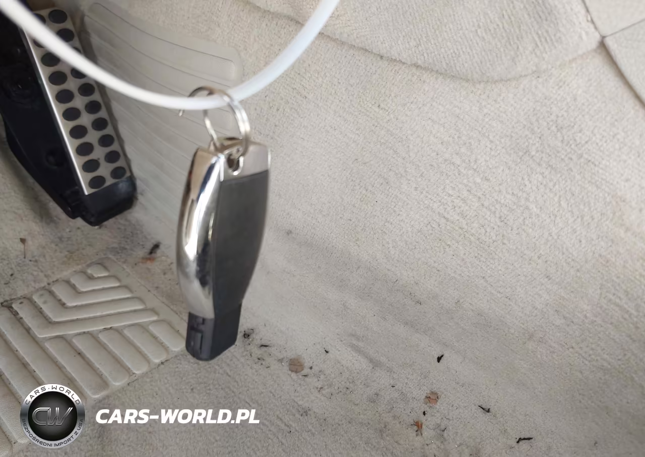 2008 Mercedes-Benz Clk 350 VIN:WDBTK56F68F237101 - 11