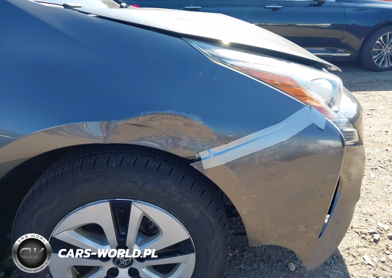 2016 Toyota Prius Three VIN:JTDKARFU9G3011138 - 17