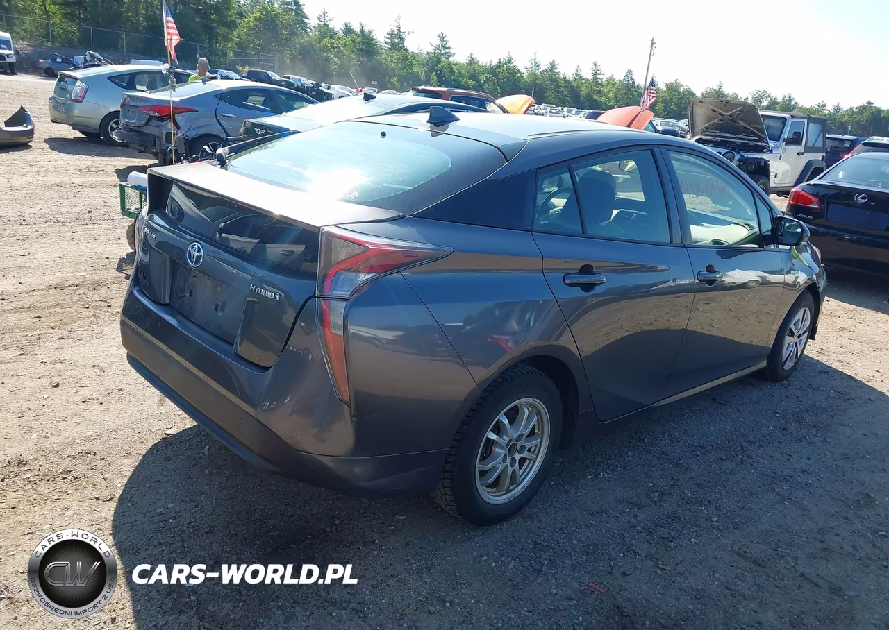 2016 Toyota Prius Three VIN:JTDKARFU9G3011138 - 4