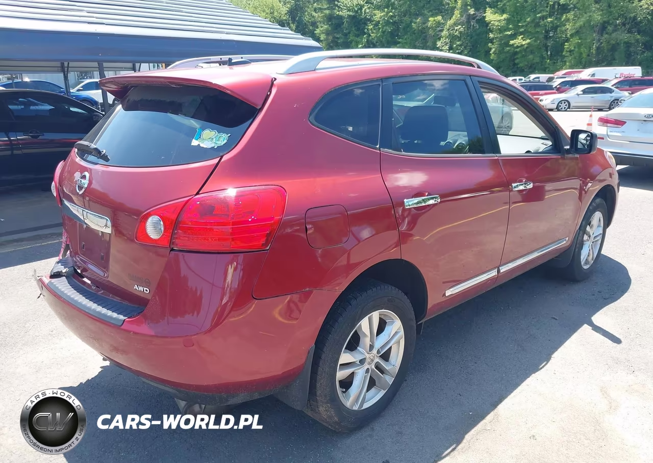 2015 Nissan Rogue Select S VIN:JN8AS5MV0FW766502 - 4