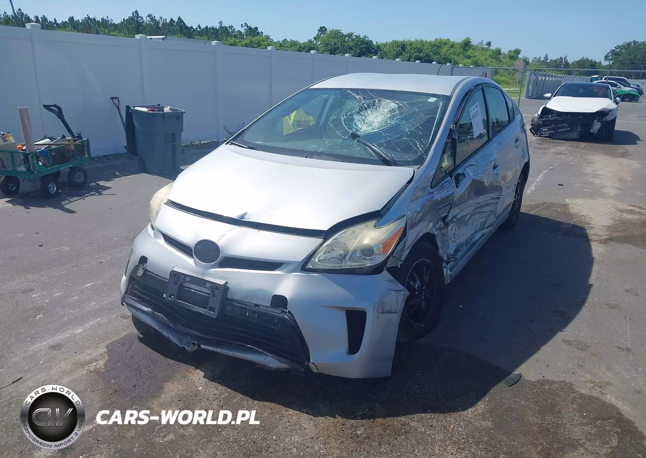 2015 Toyota Prius Two VIN:JTDKN3DU8F0414838 - 2