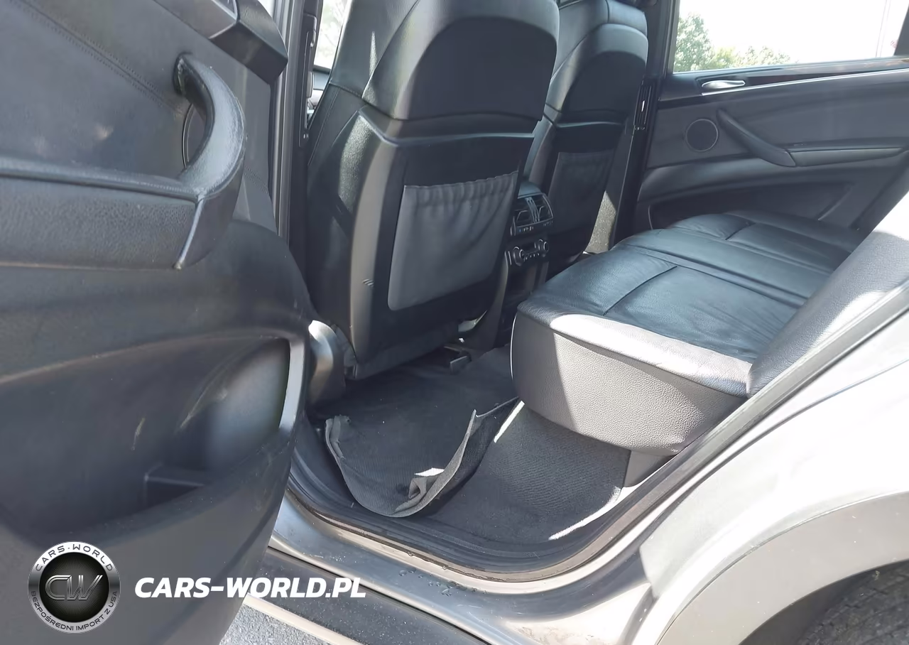 2013 BMW X5 xDrive35D VIN:5UXZW0C50D0B93173 - 8