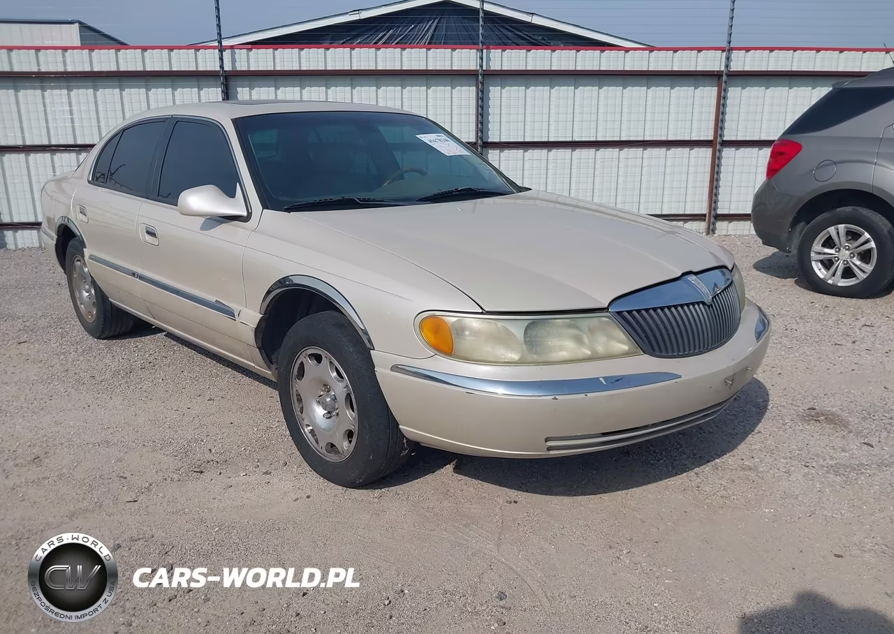 2002 Lincoln Continental