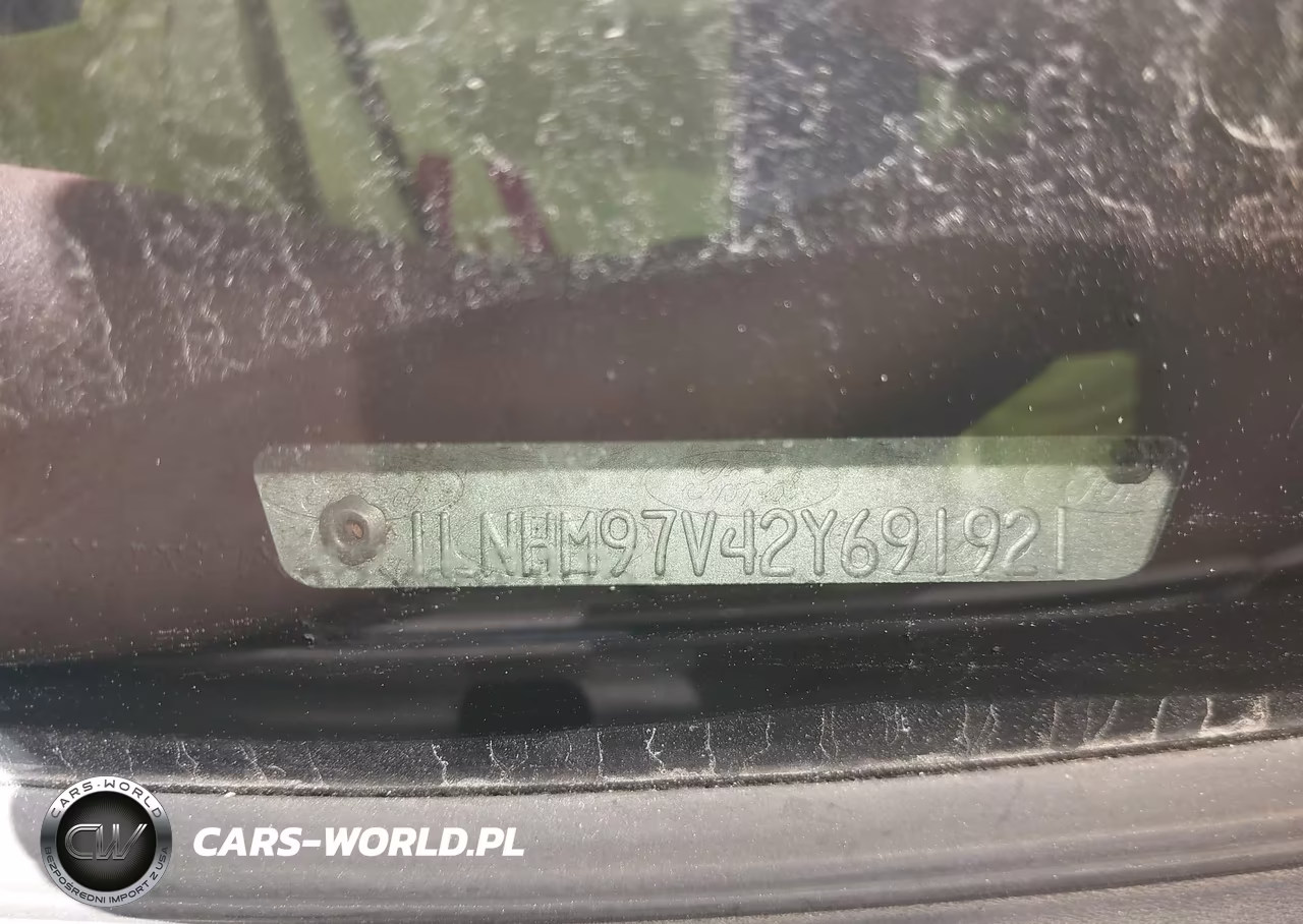 2002 Lincoln Continental VIN:1LNHM97V42Y691921 - 9